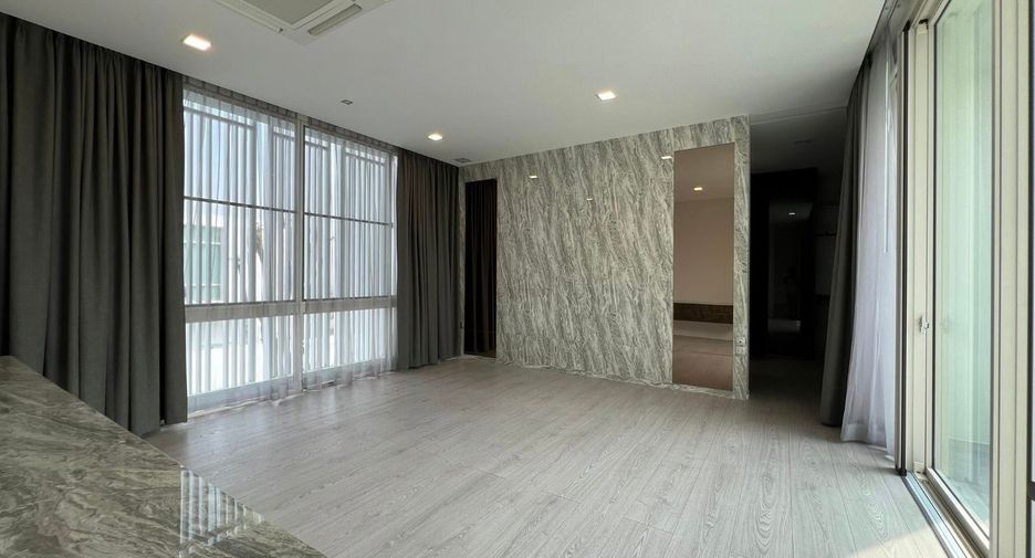 Casa en venta de 4 habitaciones en Bang Phli, Samut Prakan
