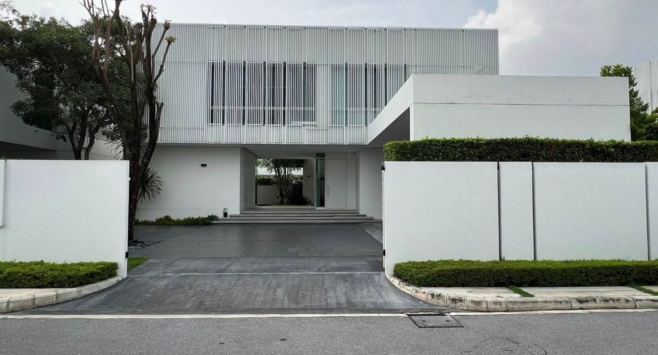 Casa en venta de 4 habitaciones en Bang Phli, Samut Prakan