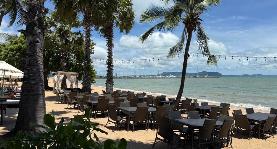 For rent and for sale 3 bedrooms villa in Sattahip, Chonburi