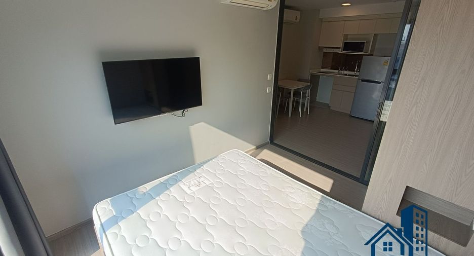 For sale 1 bed condo in Phra Khanong, Bangkok