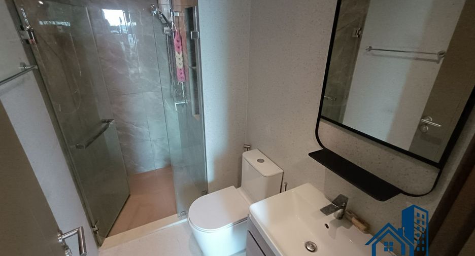 For sale 1 bed condo in Phra Khanong, Bangkok