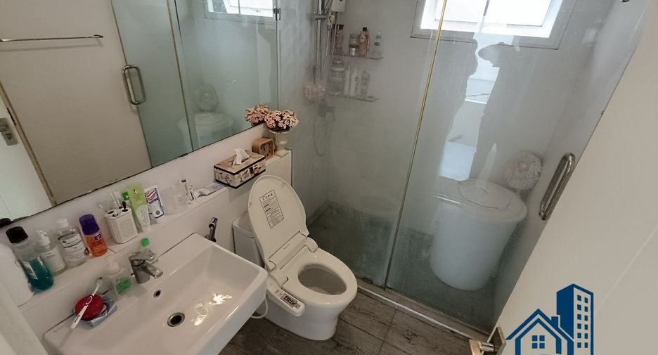 Casa en venta de 4 habitaciones en Lam Luk Ka, Pathum Thani