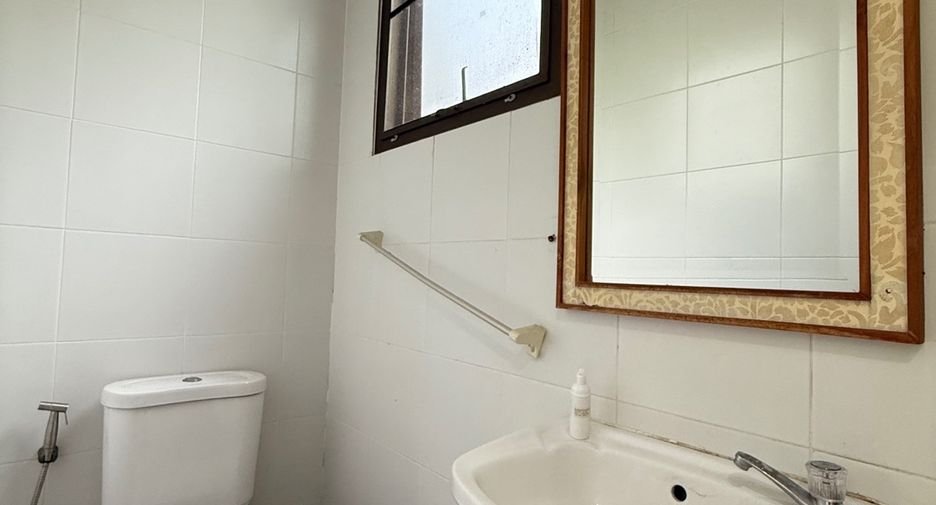 For rent 4 bedrooms villa in Mae Rim, Chiang Mai