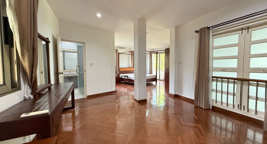 For rent 4 bedrooms villa in Mae Rim, Chiang Mai
