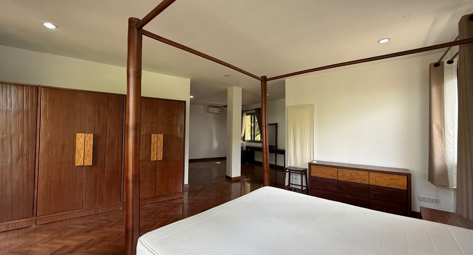 For rent 4 bedrooms villa in Mae Rim, Chiang Mai