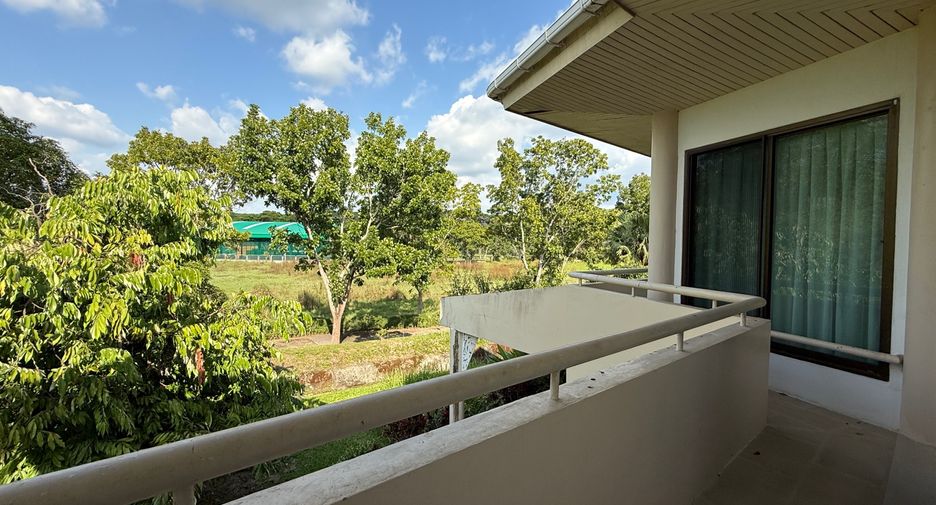 For rent 4 bedrooms villa in Mae Rim, Chiang Mai