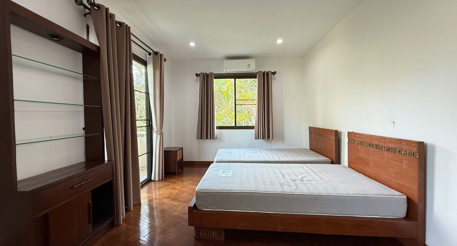 For rent 4 bedrooms villa in Mae Rim, Chiang Mai