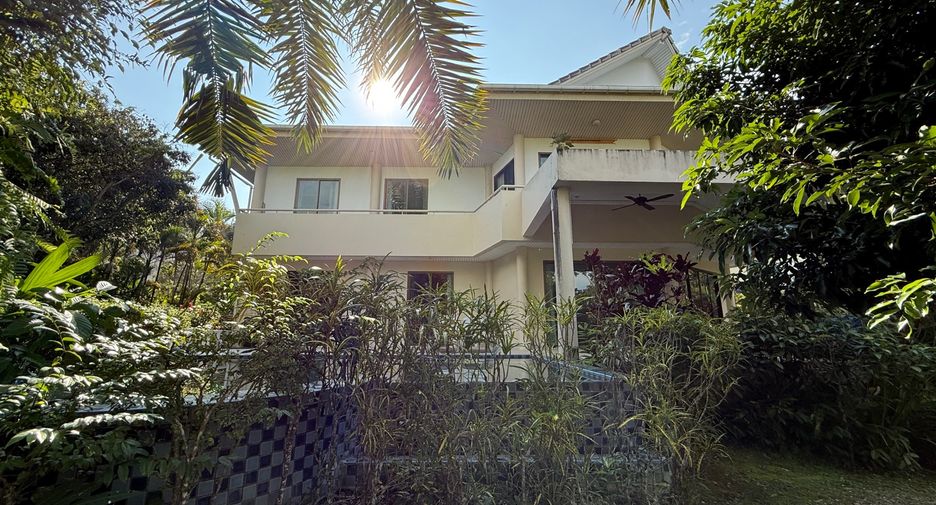 For rent 4 bedrooms villa in Mae Rim, Chiang Mai