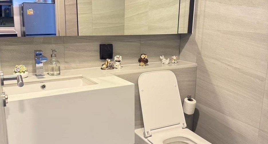 For sale 1 bed condo in Bang Rak, Bangkok