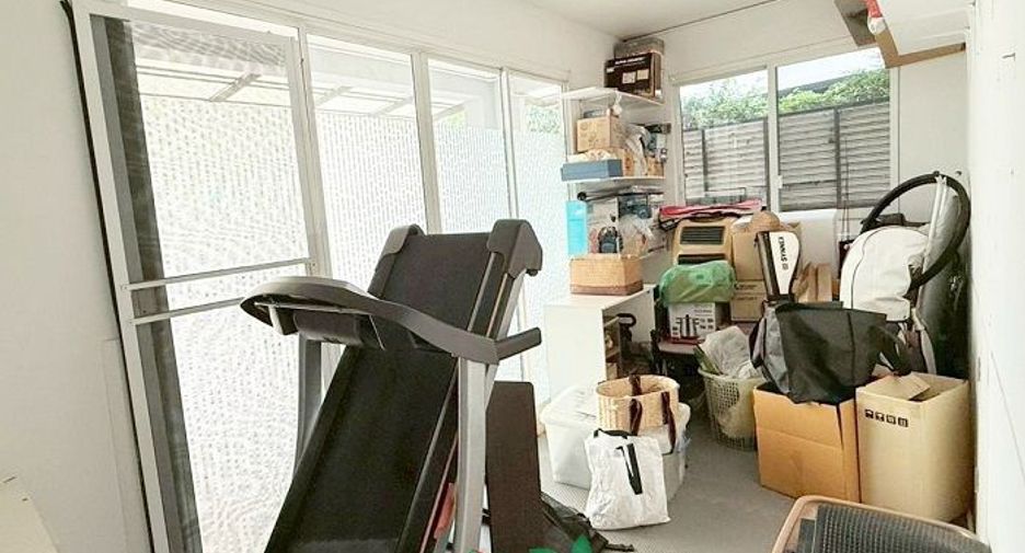 For sale 3 bedrooms house in Sai Mai, Bangkok