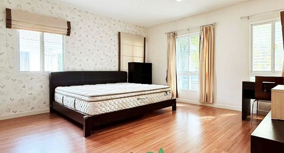 For sale 3 bedrooms house in Sai Mai, Bangkok