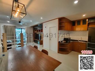 Casa adosada en alquiler de 3 habitaciones en Bueng Kum, Bangkok