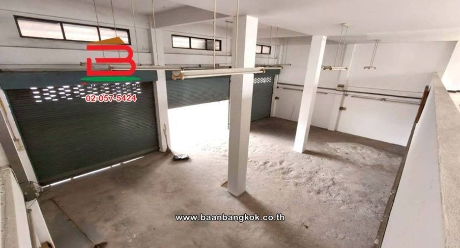 For rent 6 bedrooms retail Space in Sai Mai, Bangkok
