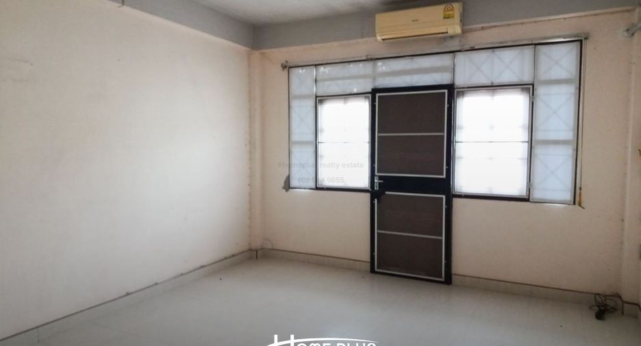 For sale 3 bedrooms retail Space in Bang Khun Thian, Bangkok