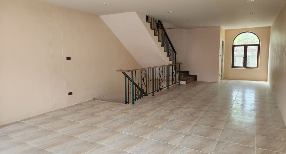 For sale retail Space in Pak Chong, Nakhon Ratchasima