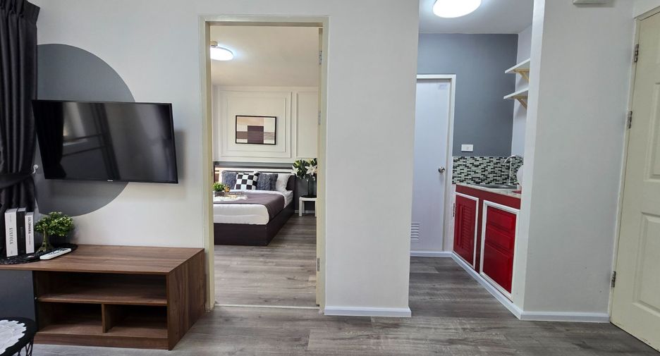 For sale 1 bed condo in Saphan Sung, Bangkok