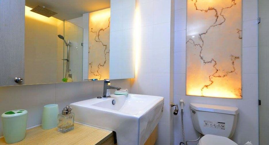 For rent 2 bedrooms condo in Bang Lamung, Chonburi