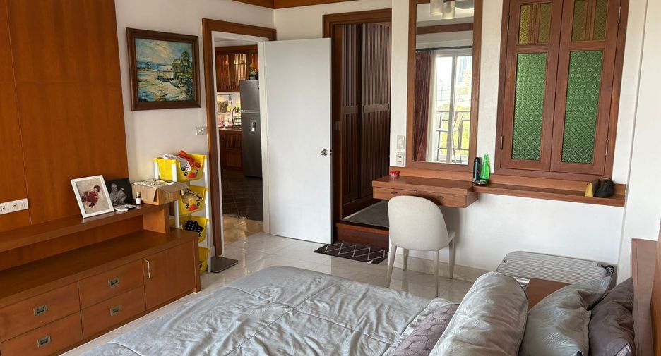 For sale 3 bedrooms condo in Bang Lamung, Chonburi