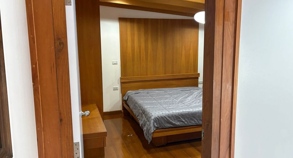 For sale 3 bedrooms condo in Bang Lamung, Chonburi