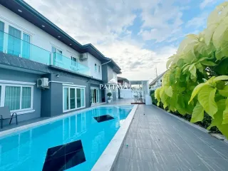 À louer et à vendre 4 chambres maison à Bang Lamung, Chonburi