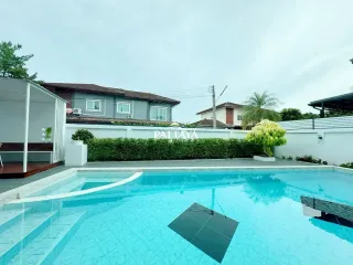 À louer et à vendre 4 chambres maison à Bang Lamung, Chonburi