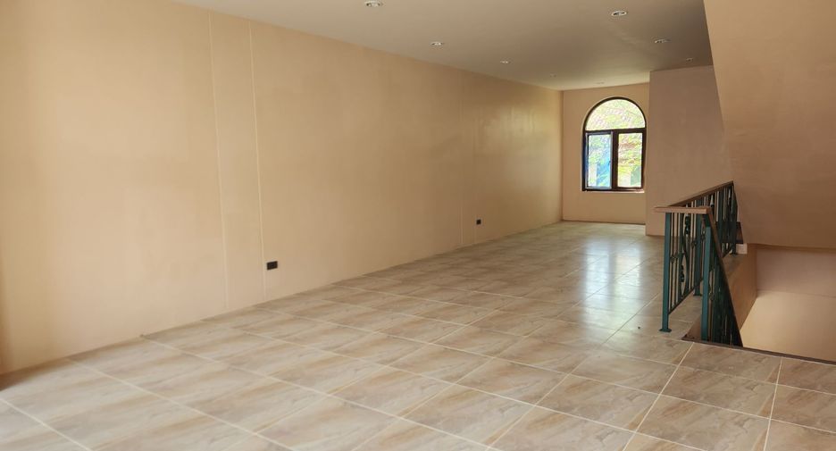 For sale retail Space in Pak Chong, Nakhon Ratchasima