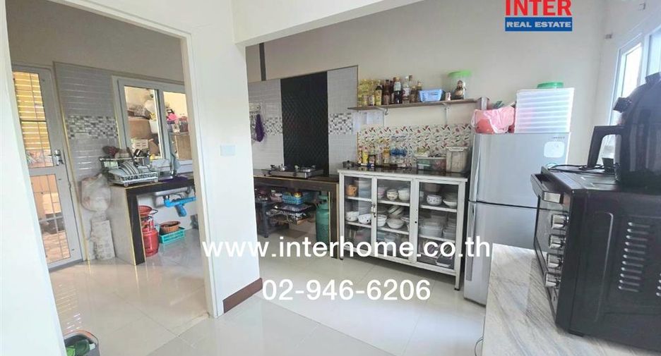 For sale 4 bedrooms house in Lam Luk Ka, Pathum Thani