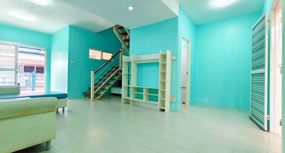 For sale 3 bedrooms townhouse in Mueang Samut Prakan, Samut Prakan