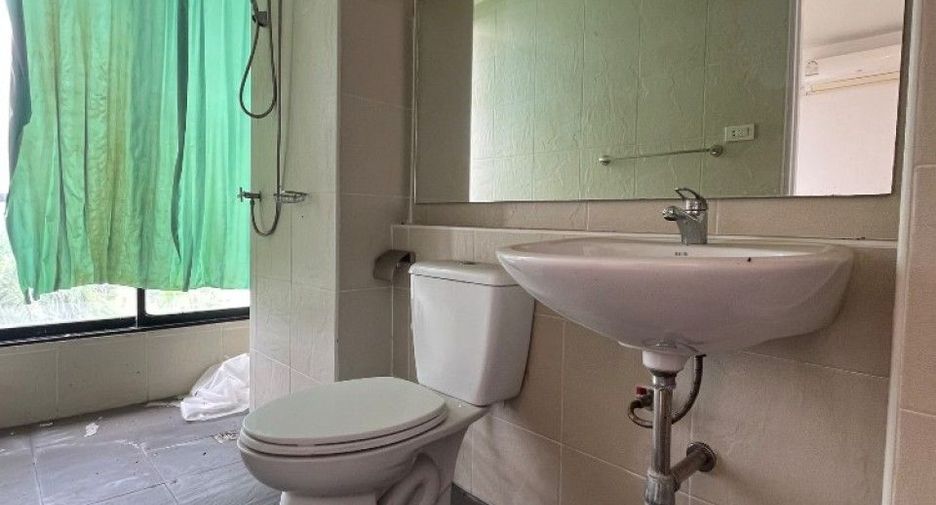 For sale 1 bed condo in Bang Sao Thong, Samut Prakan