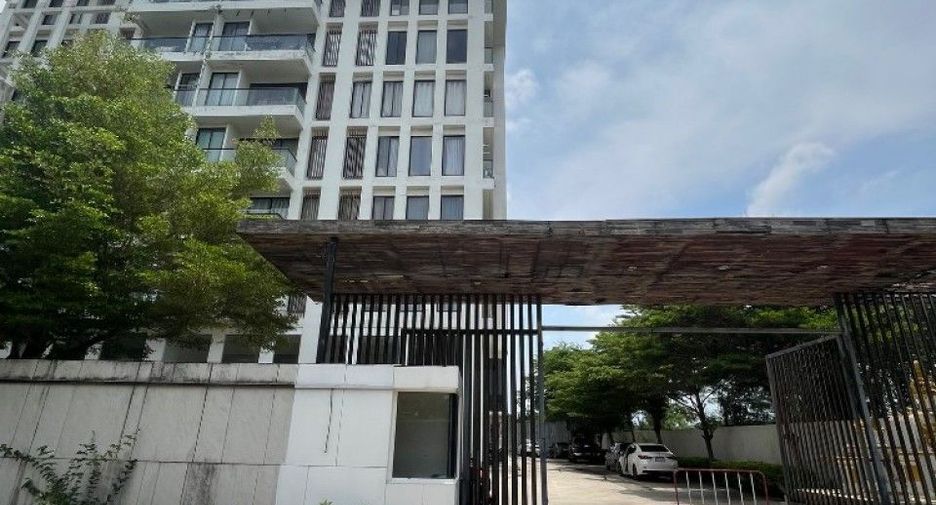 For sale 1 bed condo in Bang Sao Thong, Samut Prakan
