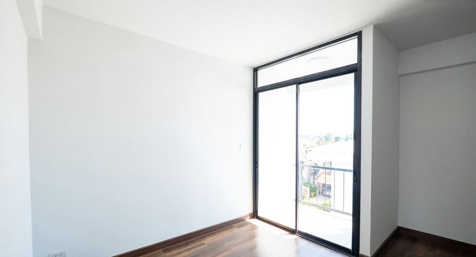 For sale 4 bedrooms office in Lat Phrao, Bangkok
