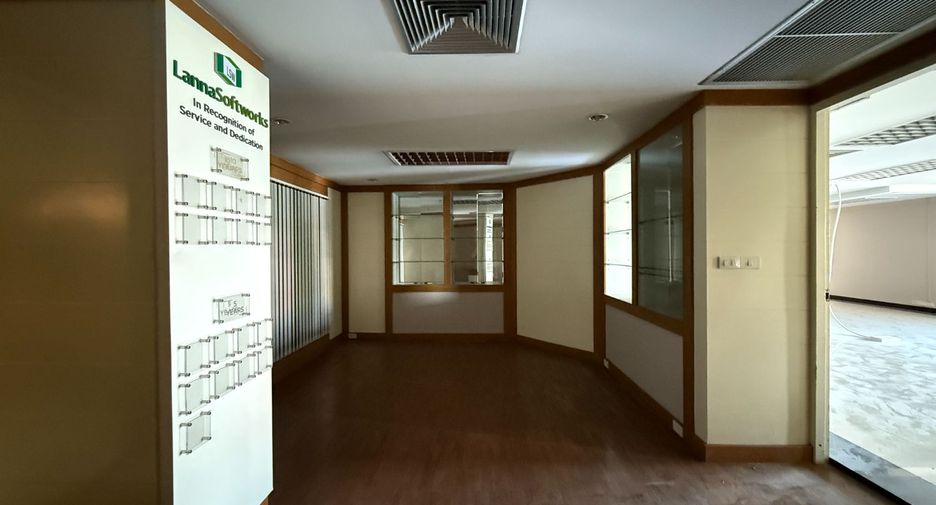 À louer 4 chambres bureau à Mueang Chiang Mai, Chiang Mai