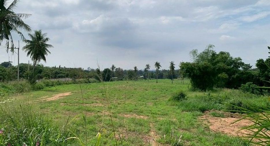 For sale land in Bang Lamung, Chonburi