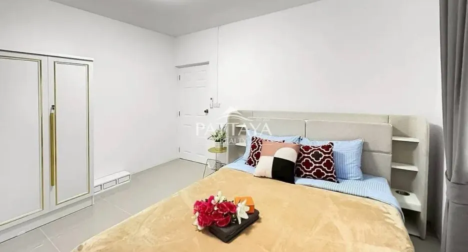 For rent 5 bedrooms house in Bang Lamung, Chonburi
