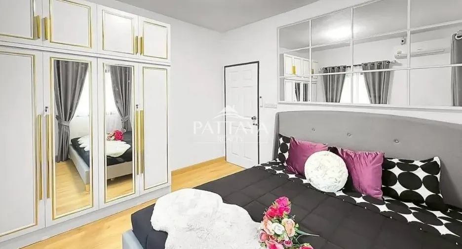 For rent 5 bedrooms house in Bang Lamung, Chonburi
