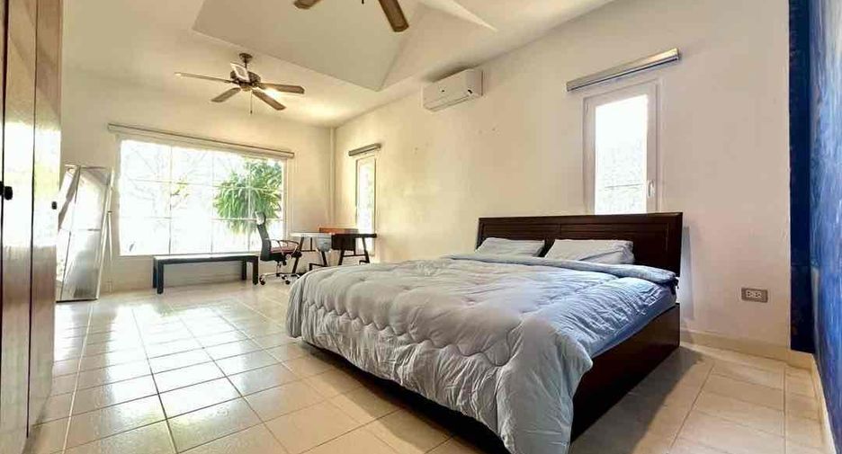 À vendre 3 chambres villa à Bang Lamung, Chonburi