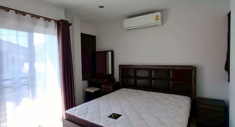For rent 3 bedrooms house in Saraphi, Chiang Mai