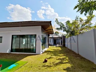Haus zur Miete mit 3 Zimmer in Bang Lamung, Chonburi