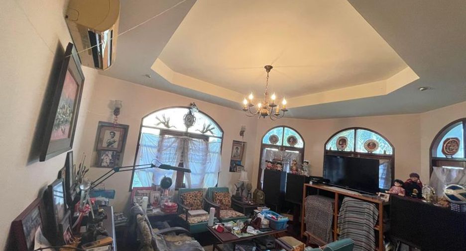 Haus zum Kauf mit 4 Zimmer in Si Racha, Chonburi