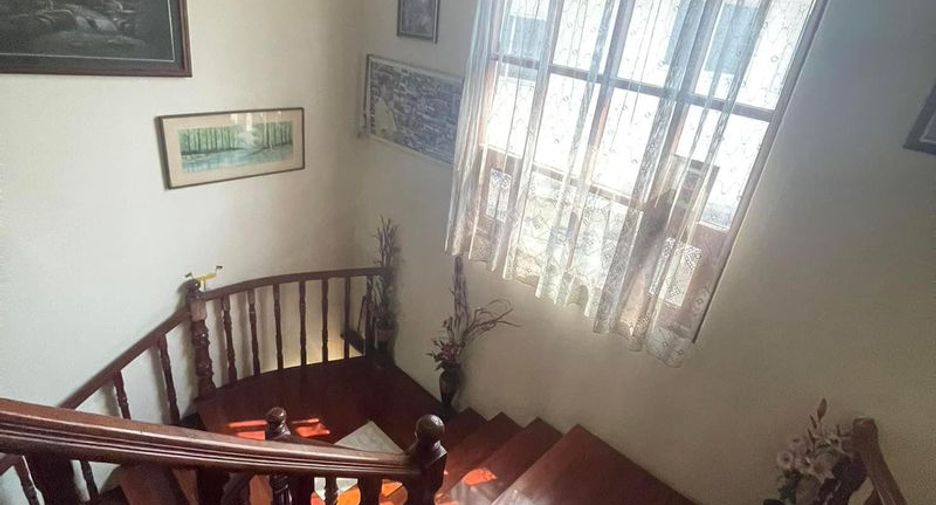 Haus zum Kauf mit 4 Zimmer in Si Racha, Chonburi