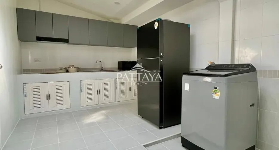 À vendre 2 chambres maison à Bang Lamung, Chonburi