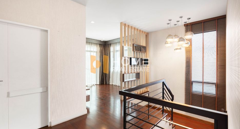 For sale 4 bedrooms house in Bang Khae, Bangkok