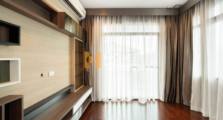 For sale 4 bedrooms house in Bang Khae, Bangkok