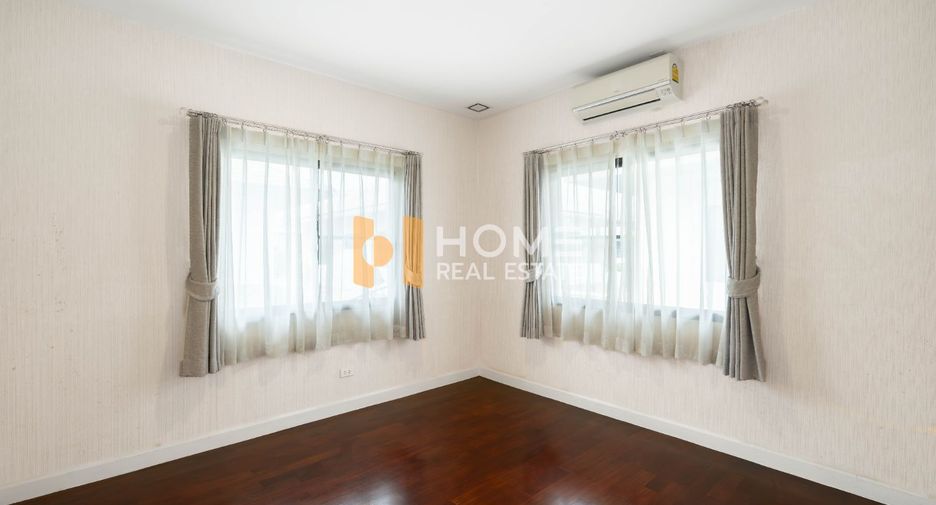 For sale 4 bedrooms house in Bang Khae, Bangkok