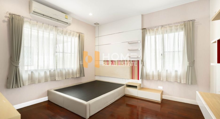 For sale 4 bedrooms house in Bang Khae, Bangkok