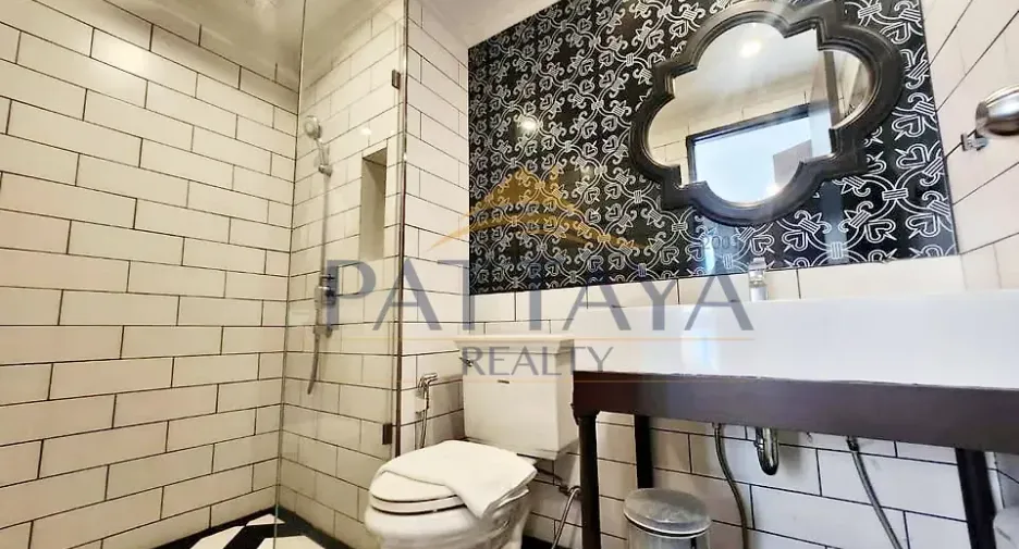 For rent and for sale 1 bed condo in Bang Lamung, Chonburi