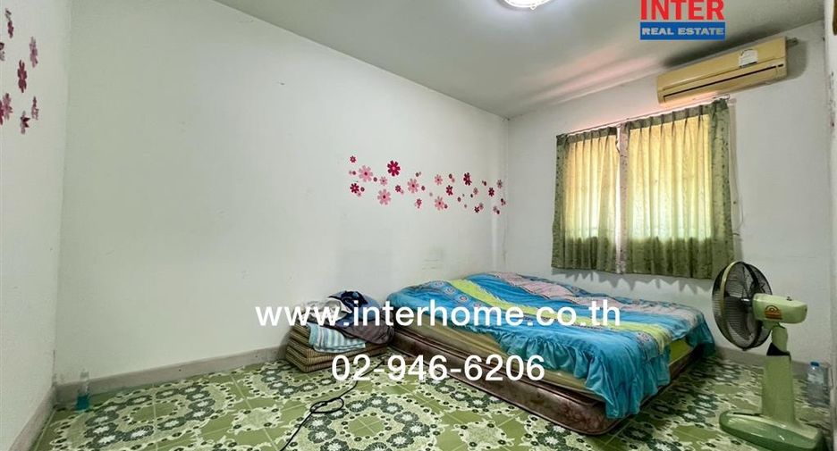 For sale 4 bedrooms townhouse in Thung Khru, Bangkok