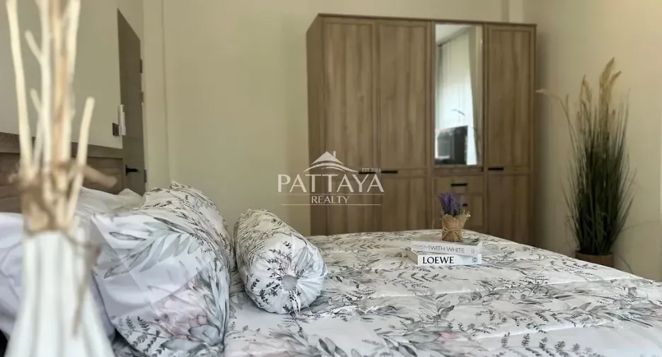 For rent and for sale 4 bedrooms house in Bang Lamung, Chonburi
