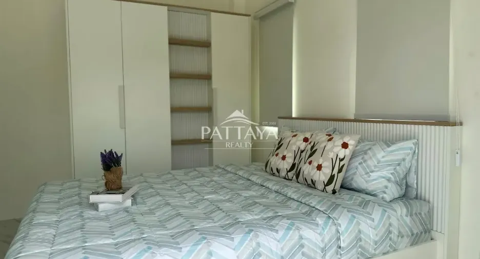 For rent and for sale 4 bedrooms house in Bang Lamung, Chonburi