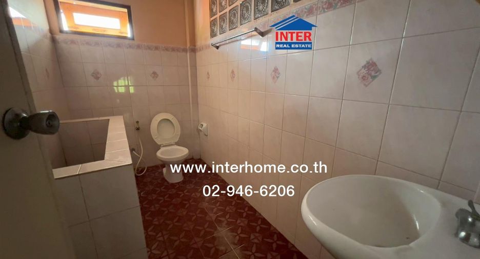 À vendre 2 chambres maison à Ban Lat, Phetchaburi
